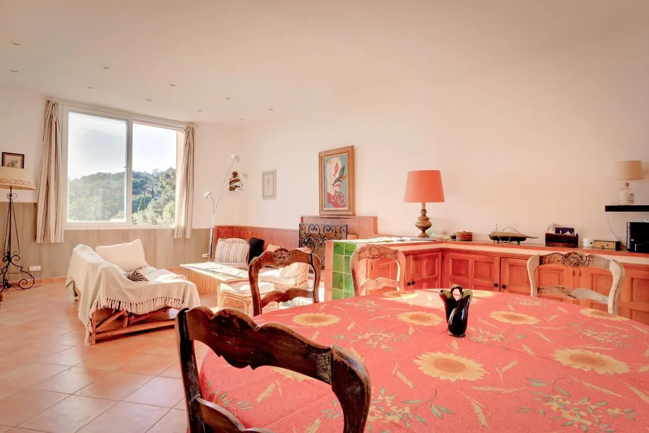 Guest house Les Iles D'Or Hotel Rayol-Canadel-sur-Mer